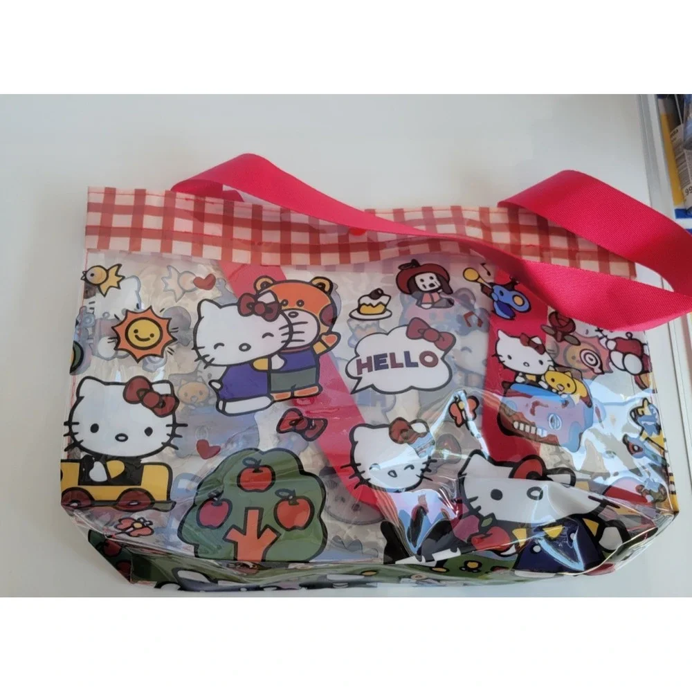 Cute Hello Kitty bag super‎ cute, stylish and fun great for all occasions, Mod
